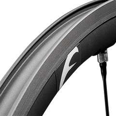 2015_racing_zero_nite_braking_surface